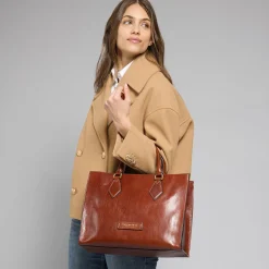 Borsa a mano in pelle con tracolla removibile