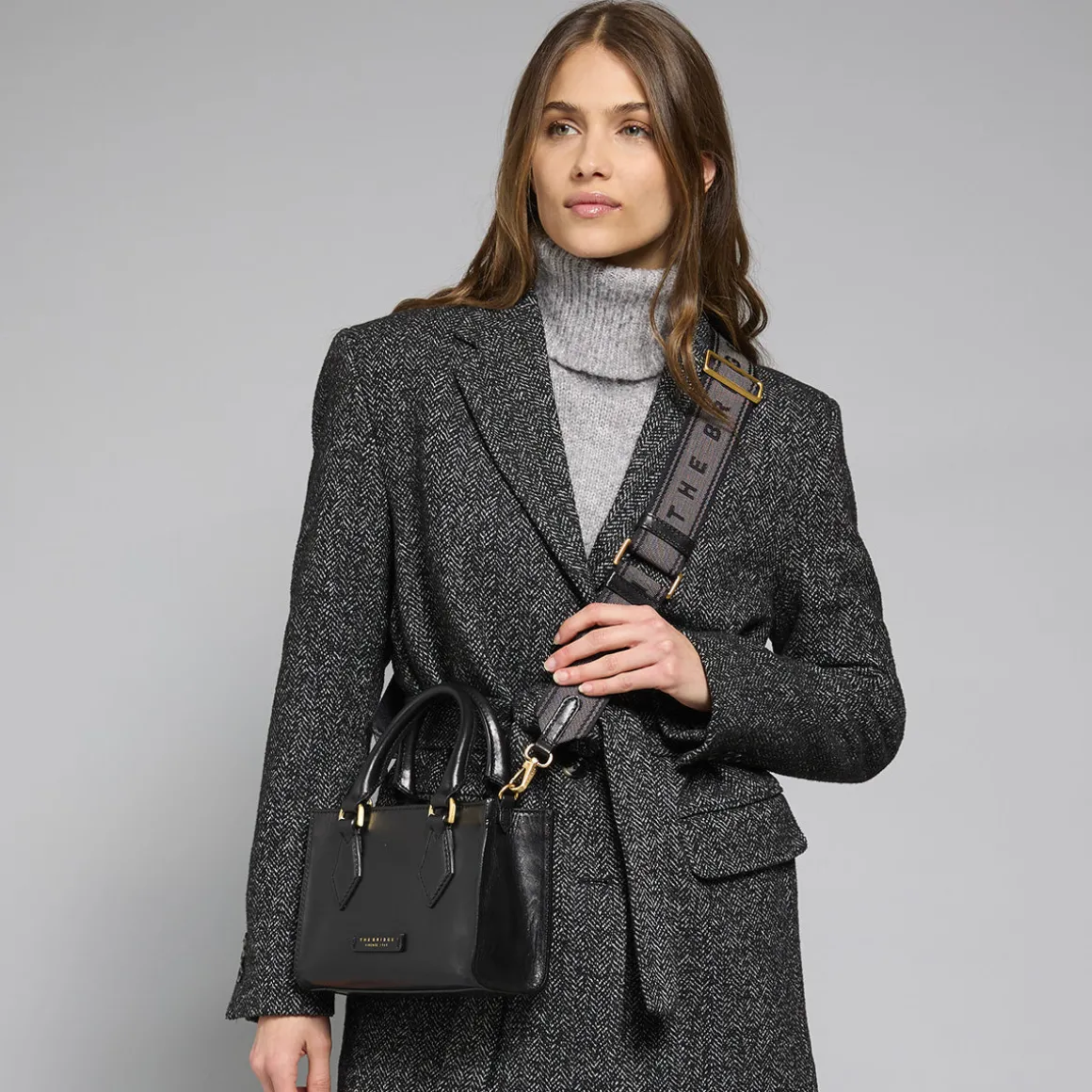 Borsa a mano in pelle con tracolla removibile