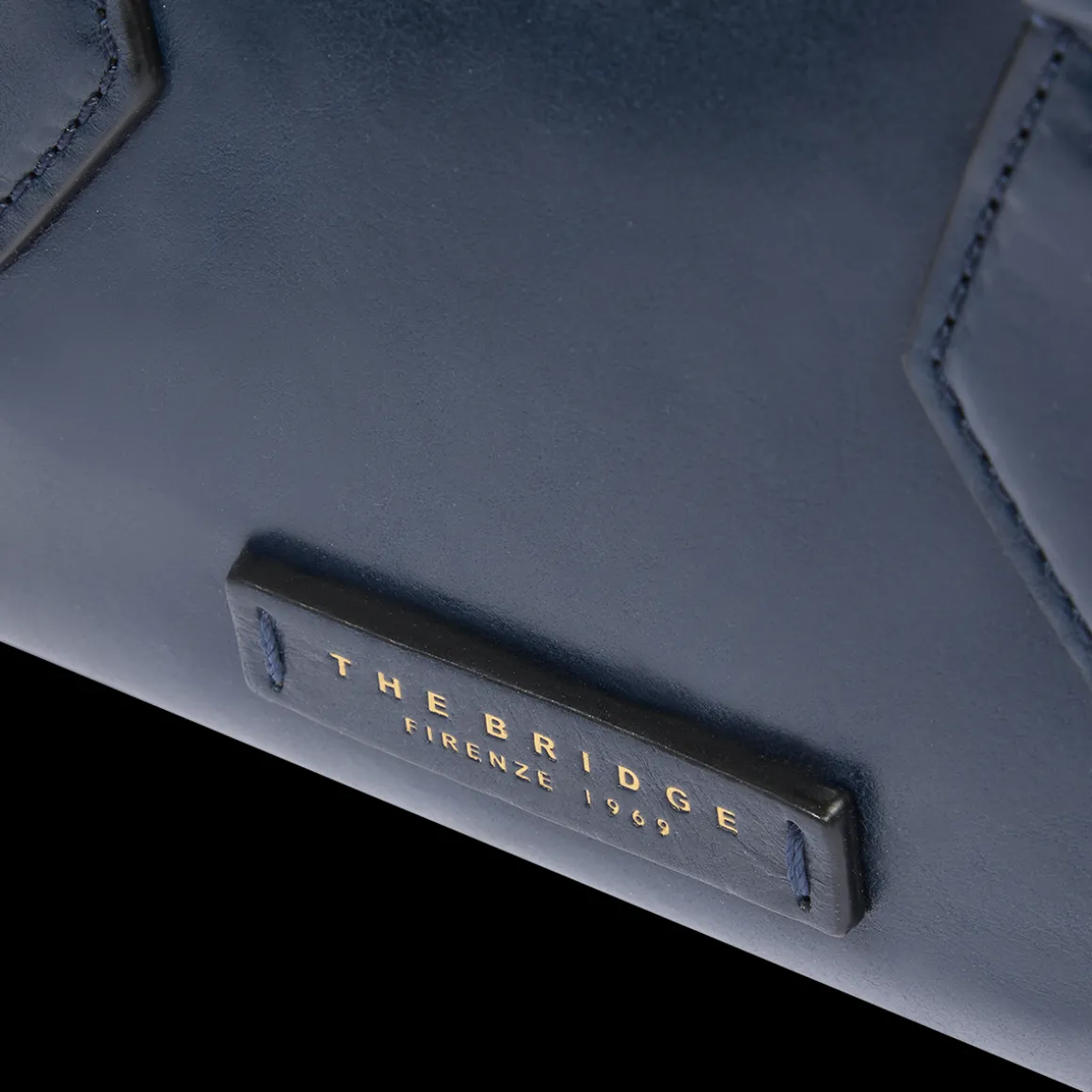 Borsa a mano in pelle con tracolla removibile