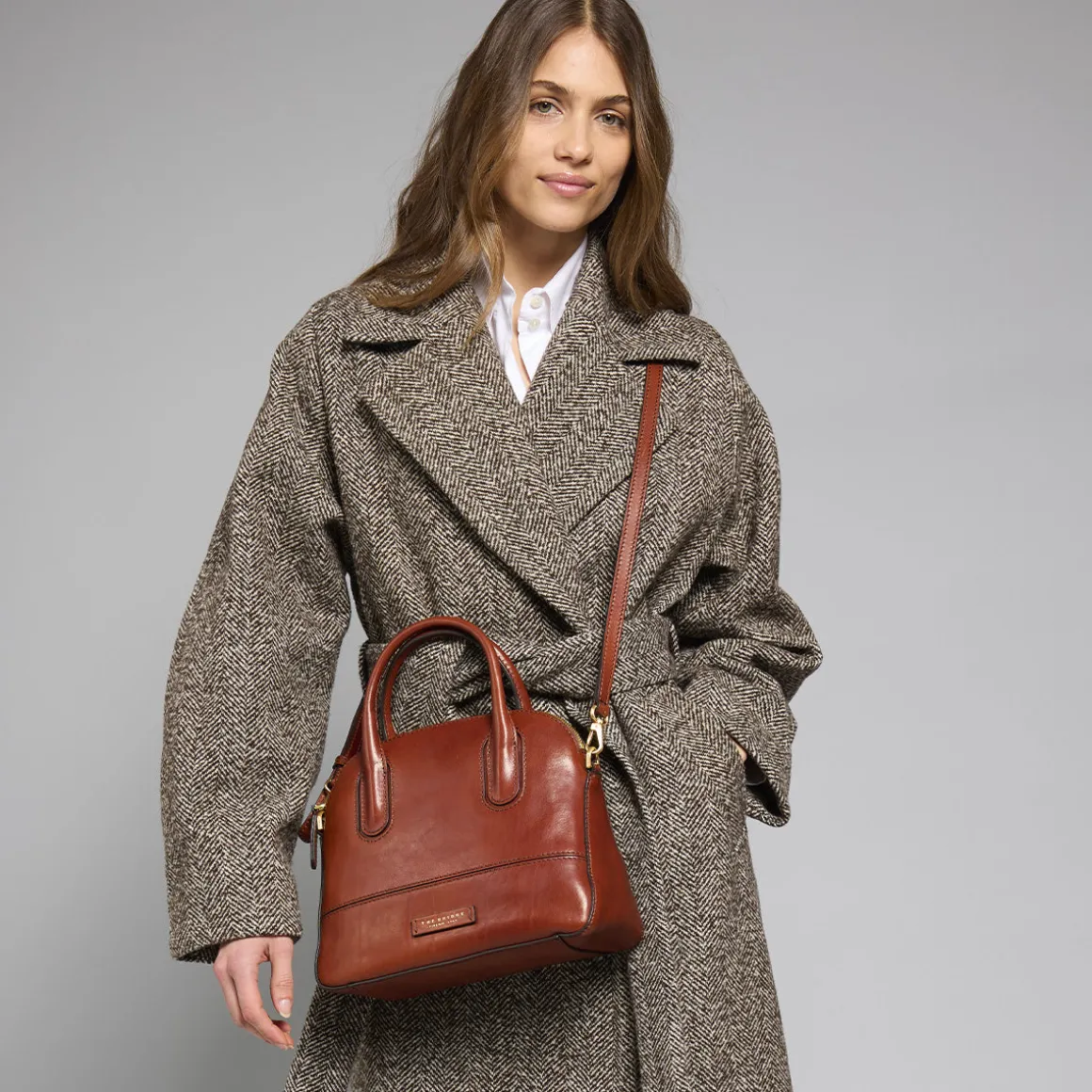 Borsa a mano in pelle con tracolla removibile
