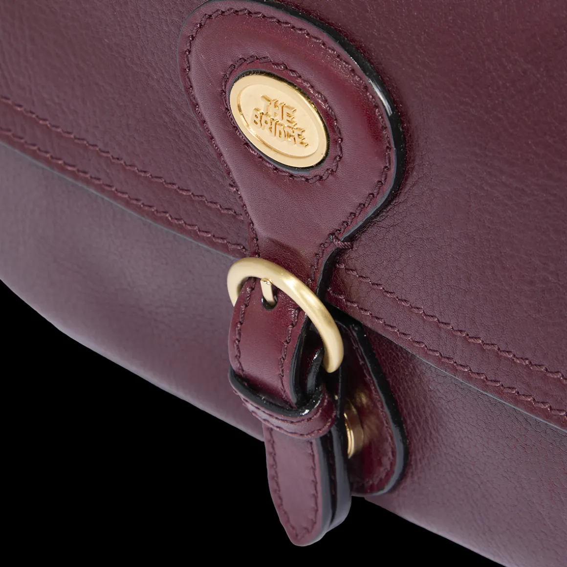 Borsa a spalla in pelle grande con patta frontale