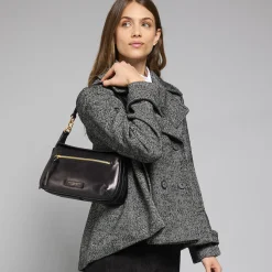 Borsa a tracolla in pelle con chiusura e zip frontale