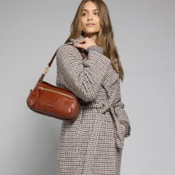 Borsa a tracolla in pelle con chiusura e zip frontale
