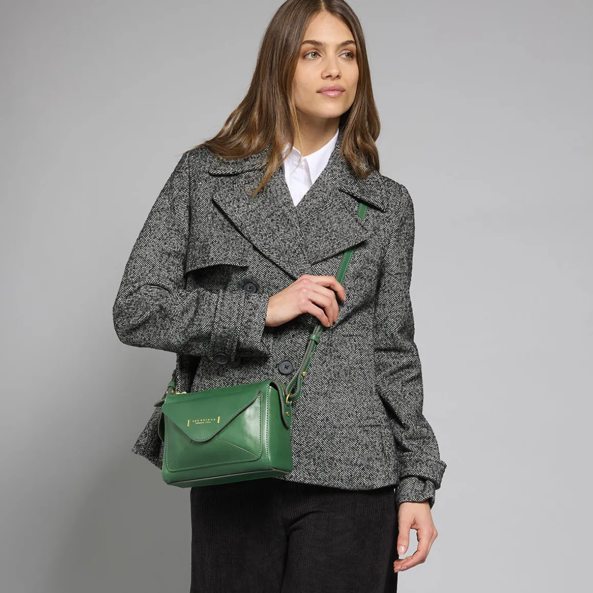 Borsa tracolla in pelle con tasca frontale