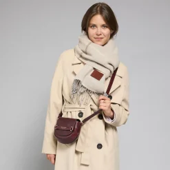 Borsa tracolla in pelle compatta