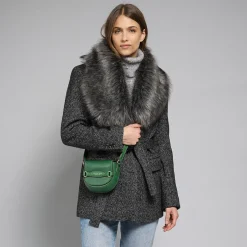 Borsa tracolla in pelle compatta