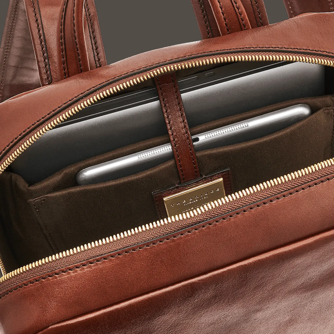 Zaino in pelle porta pc uomo due zip